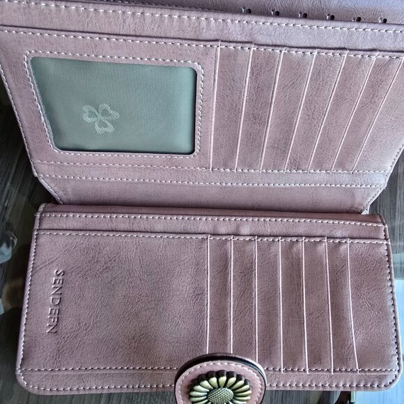 Ladies Pink Credit Card Wallet NEW with Wrist Strap - Picture 5 of 7